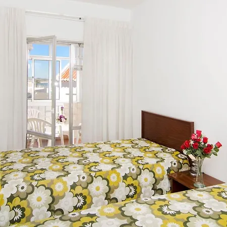 Lgs58 T3 No Centro Historico Lagos, 550mts * ラゴス